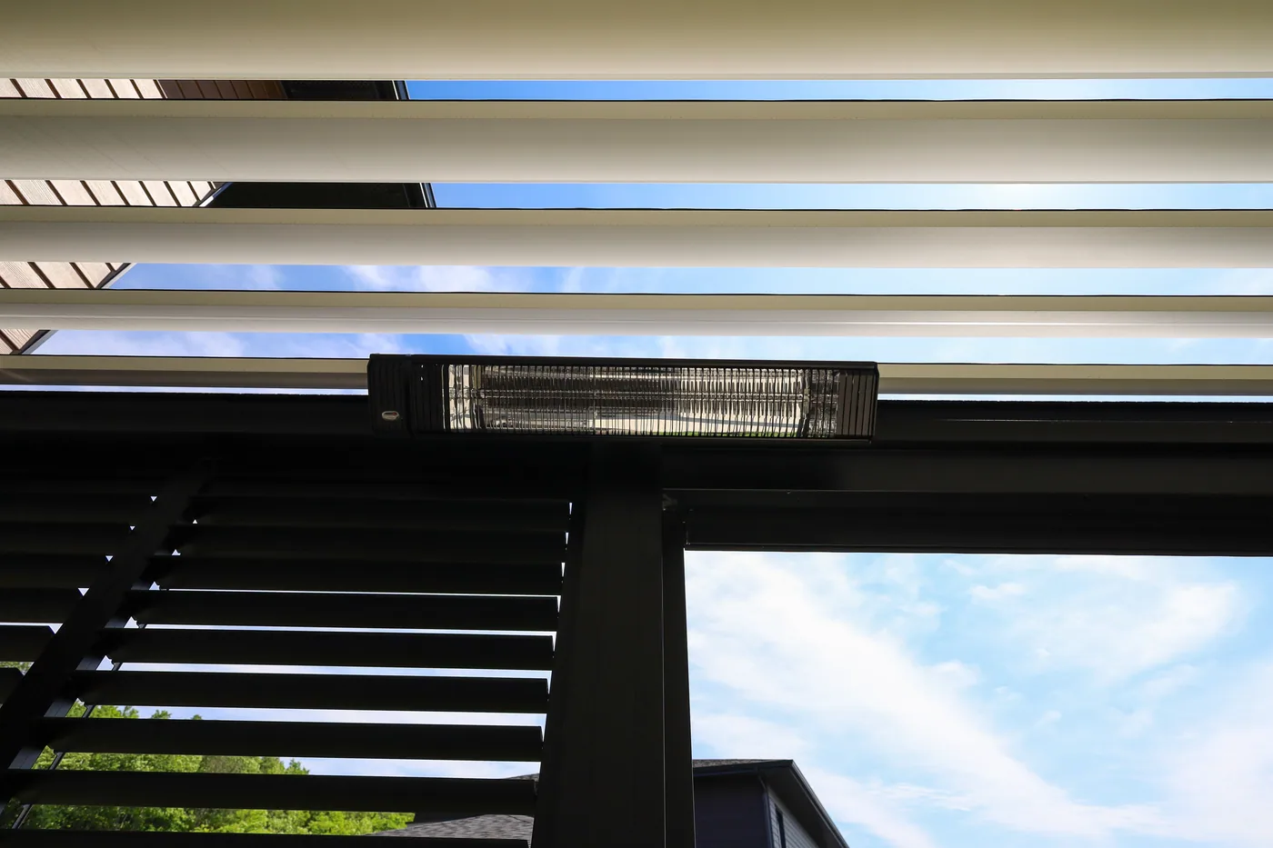 Electric patio heaters under the Capri pergola, Lefaivre project